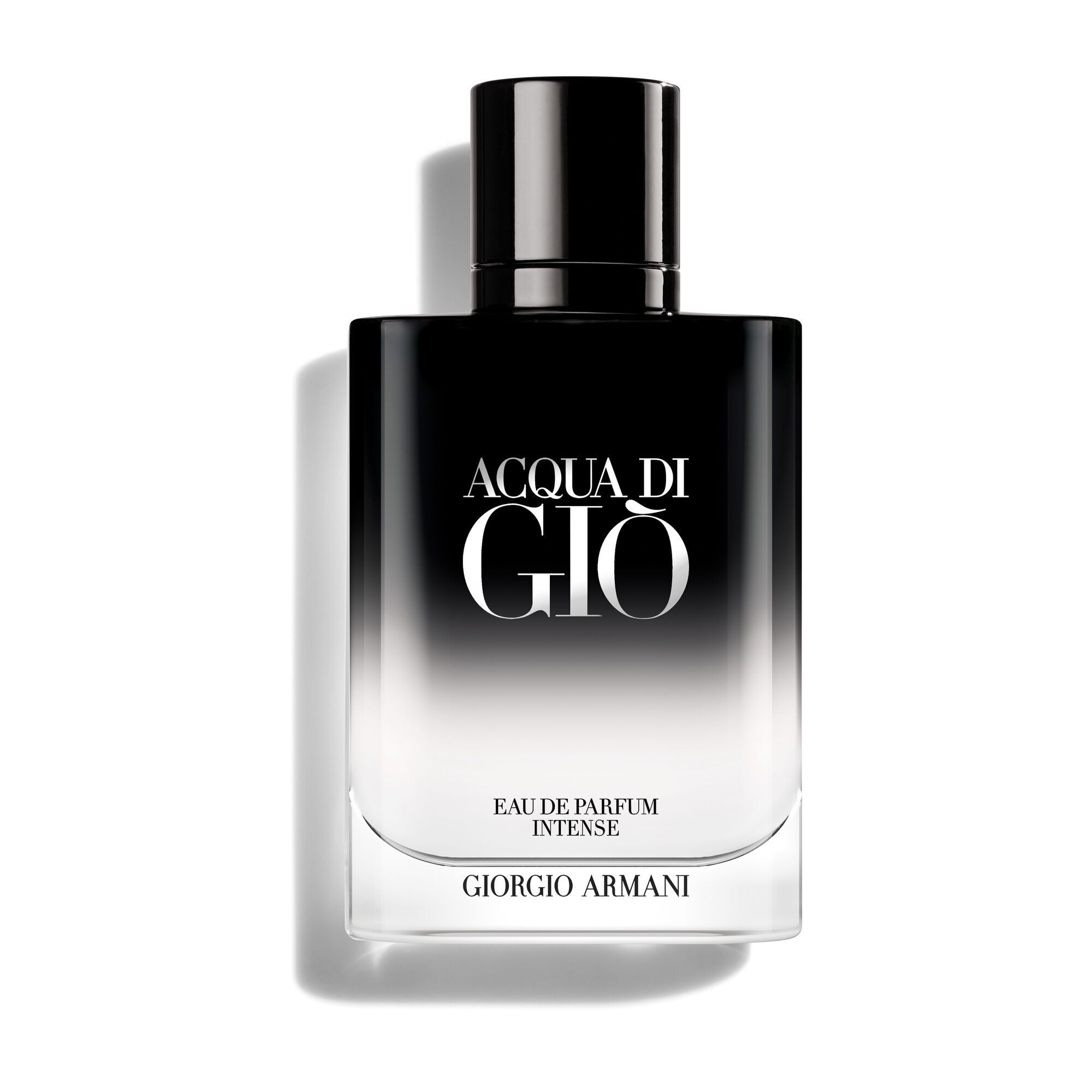 Giorgio Armani Acqua Di Gio Eau de Parfum Intense fles. Een strak zwart verloopsontwerp.