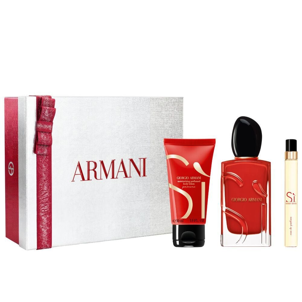 Si Passione Eau de Parfum 100ml, 10ml reismaat en 50ml geparfumeerde bodylotion in een opvallende rode flesduo, verstopt in een open witte Armani cadeaudoos met rood lint — dames bloemenparfum cadeauset.