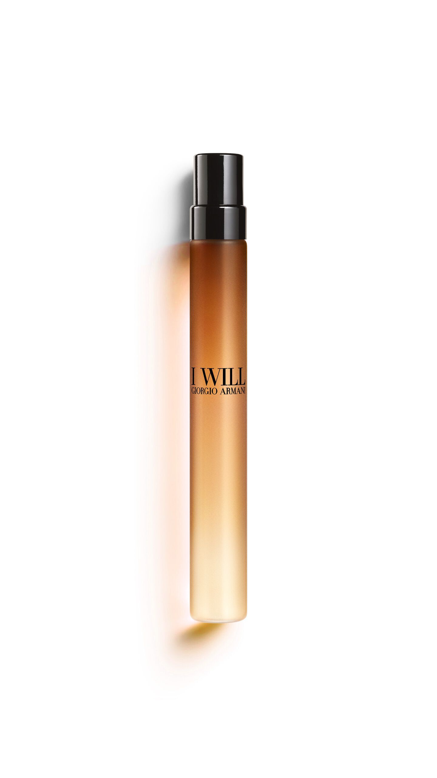 Giorgio Armani I WILL Eau de Parfum-flacon. Een navulbaar ontwerp met een verloop van zwart naar goud.