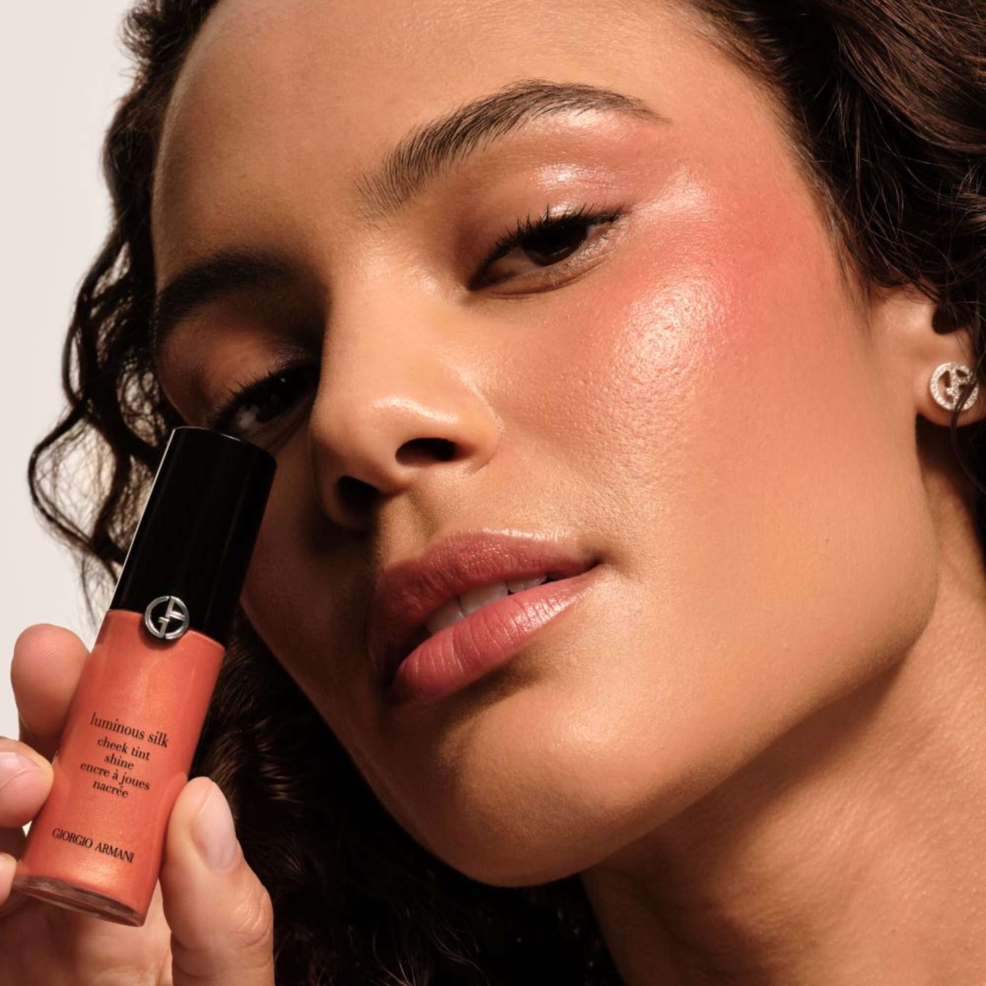 LUMINOUS SILK CHEEK TINT SHINE
